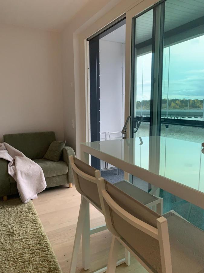 Sea View Lux Kalasatama Romantic Studio - Balcony & Coffee& Tee, Wifi, Gym &Sauna 赫尔辛基 外观 照片